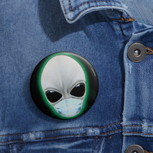 Load image into Gallery viewer, Alien Nurse - Pin Button Badge - Keen Eye Design